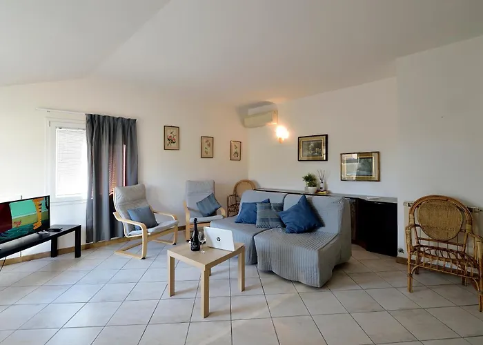 Trilo_mina 4 شقة *